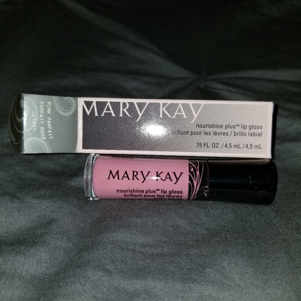 Mary Kay lip gloss